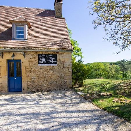 Chez Renou Et Prosperou Maison Typique Du Sarladait Saint-Genies المظهر الخارجي الصورة