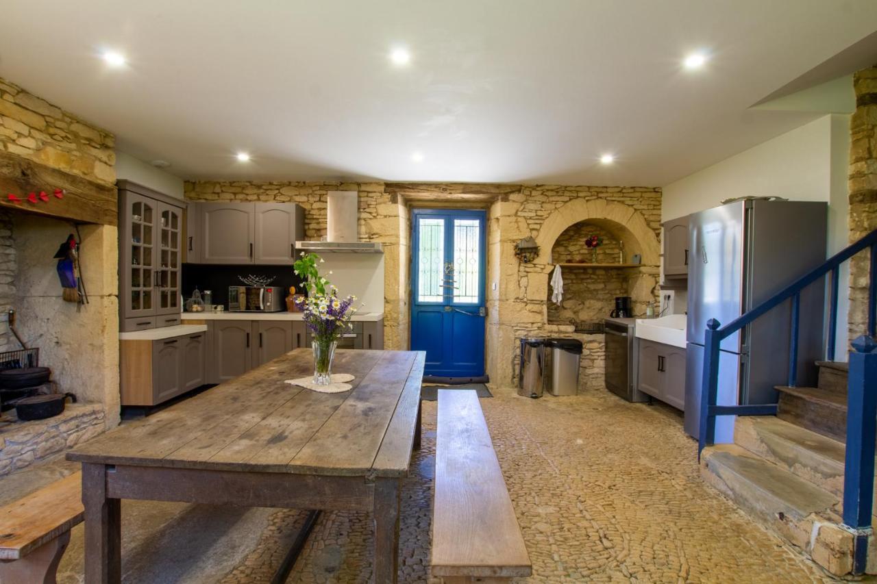 Chez Renou Et Prosperou Maison Typique Du Sarladait Saint-Genies المظهر الخارجي الصورة