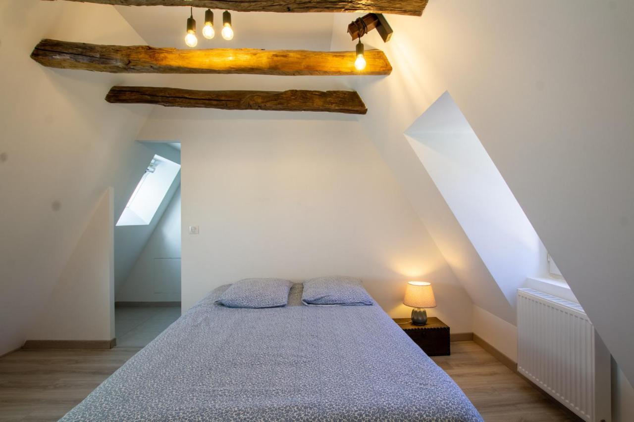 Chez Renou Et Prosperou Maison Typique Du Sarladait Saint-Genies المظهر الخارجي الصورة