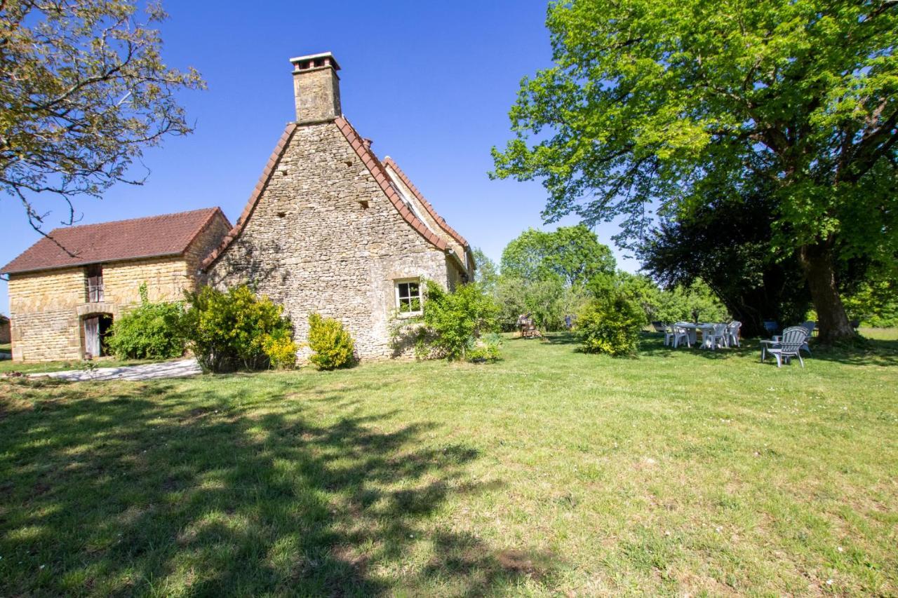 Chez Renou Et Prosperou Maison Typique Du Sarladait Saint-Genies المظهر الخارجي الصورة